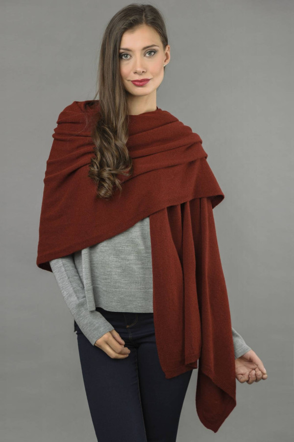 Knitted Pure Cashmere Wrap in Bordeaux
