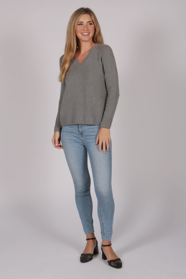 Womens Light Grey V-Neck Cashmere Sweater full body
