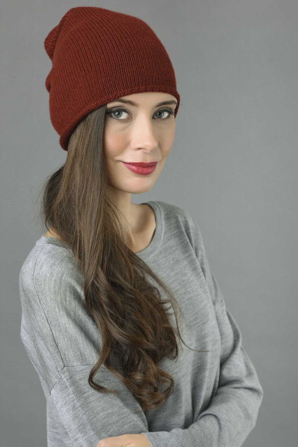 Pure Cashmere Plain Knitted Slouchy Beanie Hat in Bordeaux