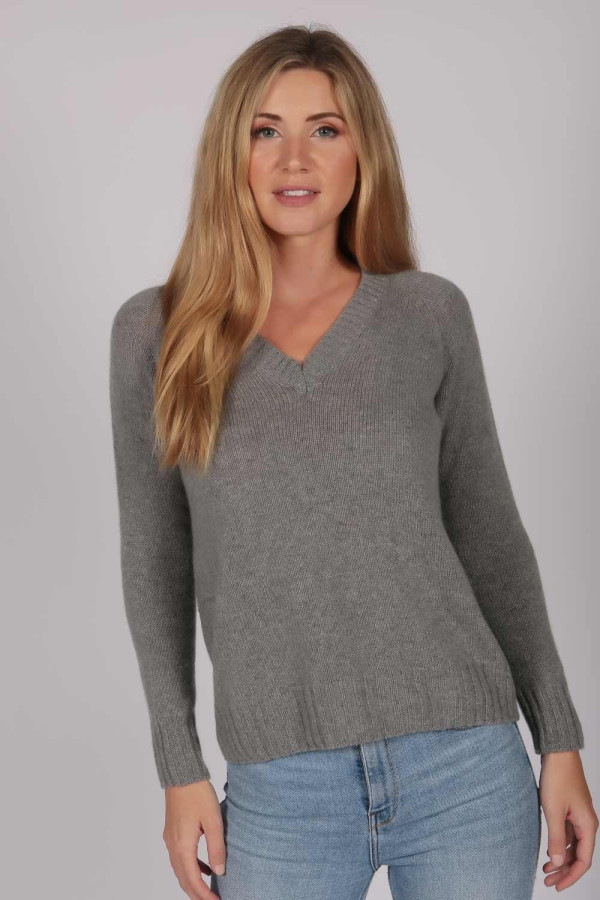 Womens Light Grey V-Neck Cashmere Sweater front