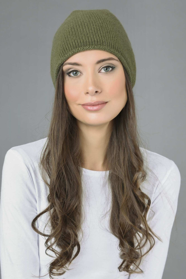 Pure Cashmere Plain Knitted Beanie Hat in Loden Green