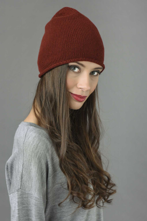 Pure Cashmere Plain Knitted Beanie Hat in Bordeaux 1