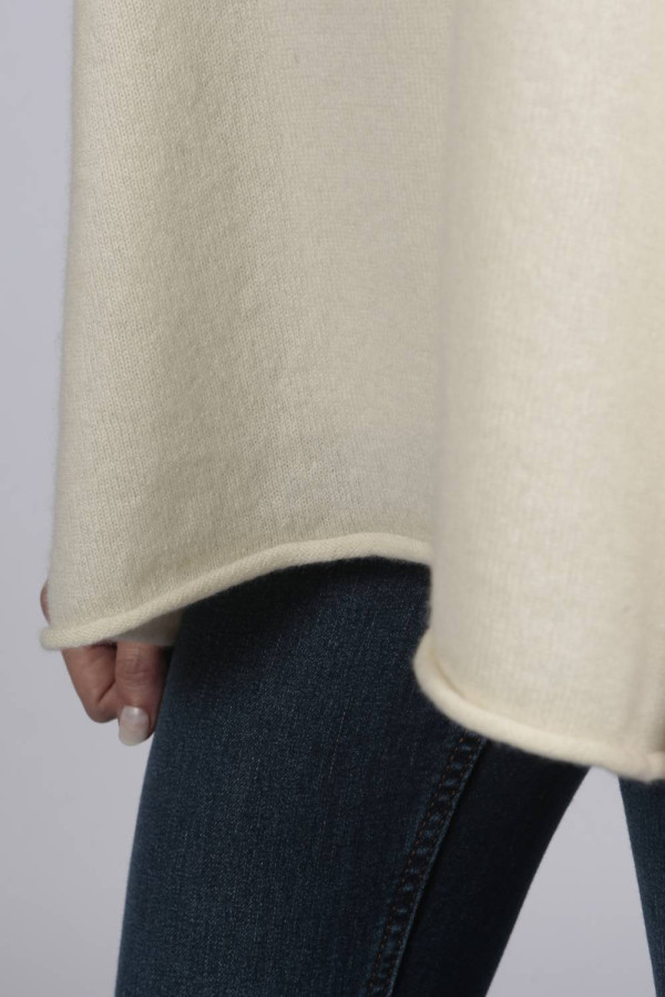Cream White pure cashmere short sleeve batwing sweater close-up
