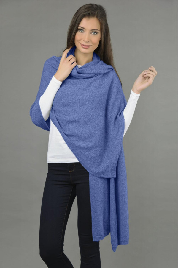 Châle tricoté pur cachemire en Bleu Pervenche 02
