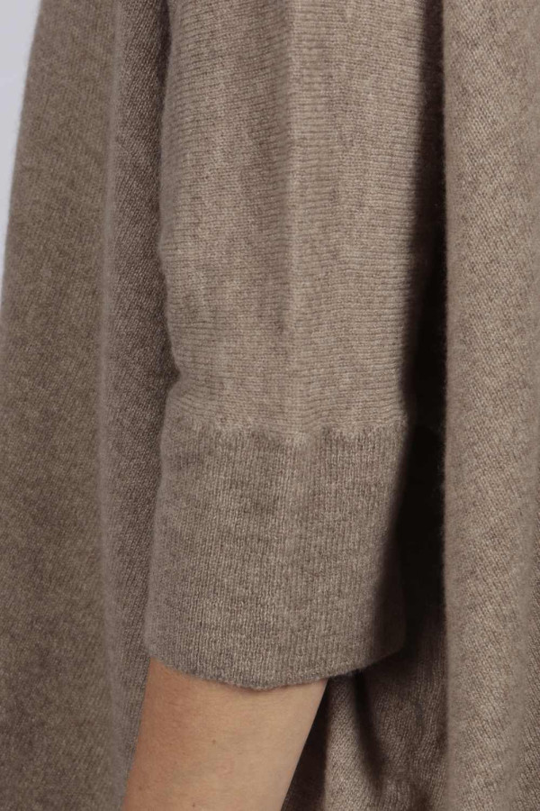Camel Brown pure cashmere short sleeve oversized batwing sweater close-up