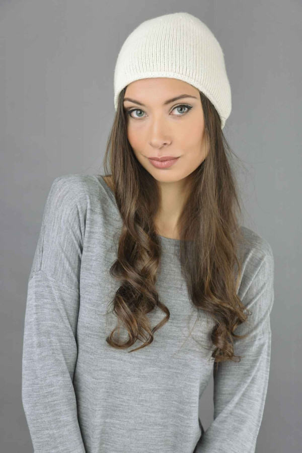 Pure Cashmere Plain Knitted Beanie Hat in Cream White 1