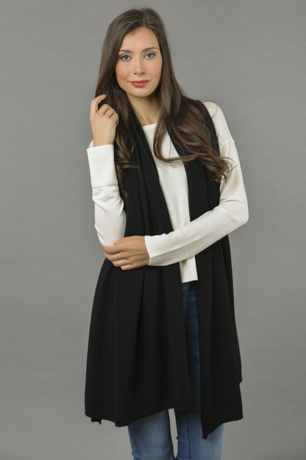 Pure Cashmere Wrap in Black - made in Italy