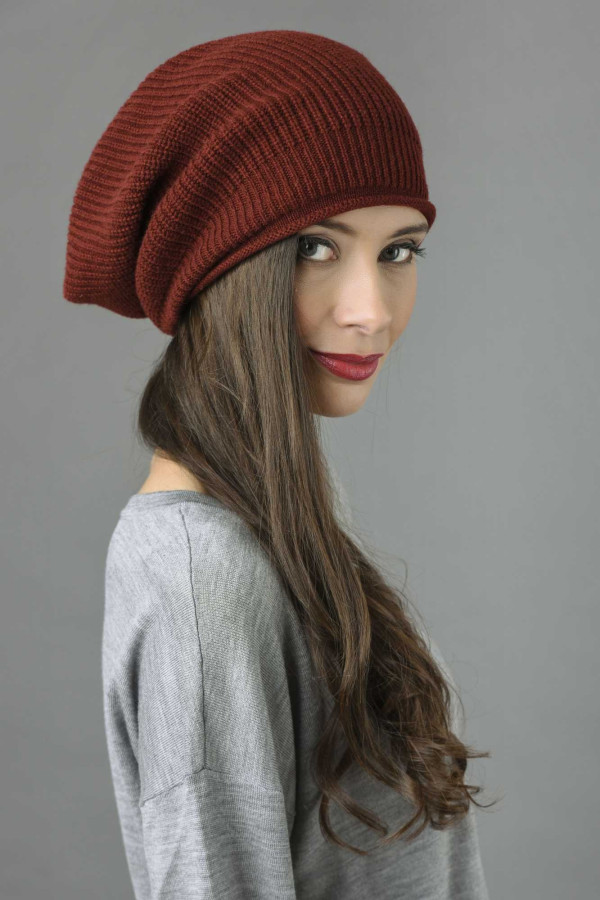 Pure Cashmere Ribbed Knitted Slouchy Beanie Hat in Bordeaux 2