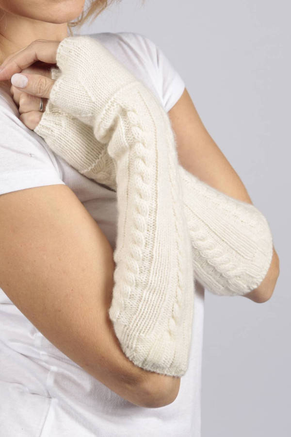 Cream White cashmere cable knit wrist warmers gloves